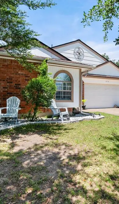 6716 Copperwood Court, Arlington TX 76001 - Photo 3