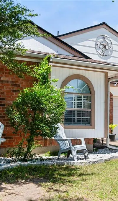6716 Copperwood Court, Arlington TX 76001 - Photo 4