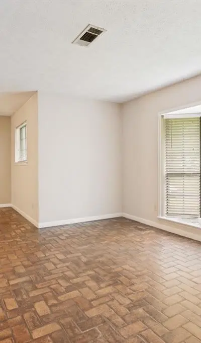 13524 Far Hills Lane, Dallas TX 75240 - Photo 3