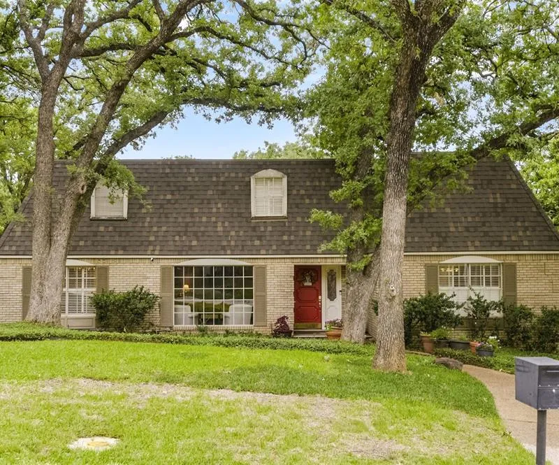 3704 Lynnwood Drive, Arlington TX 76013