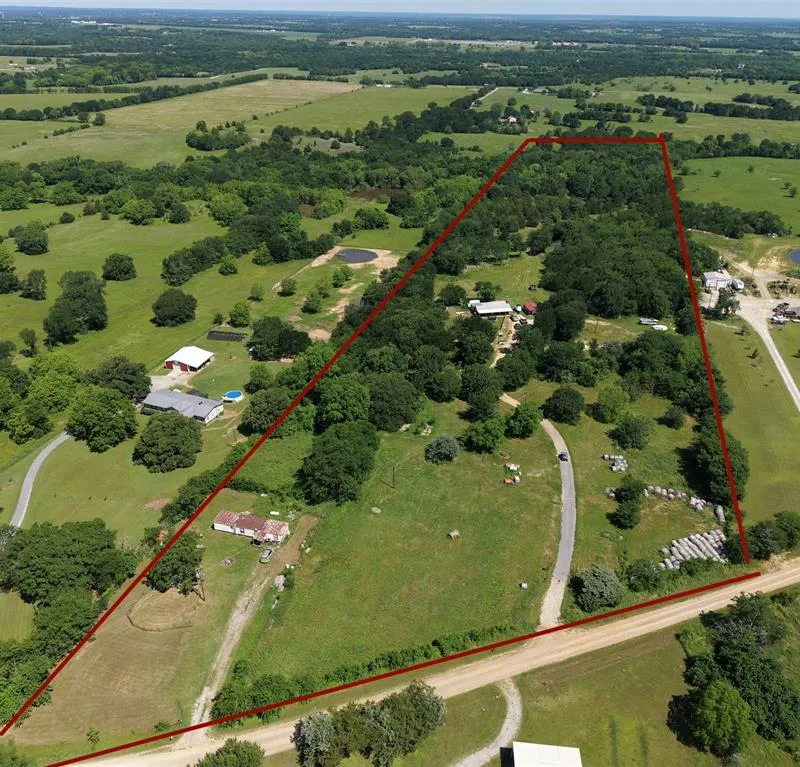 3700 County Road 4040, Whitewright TX 75491