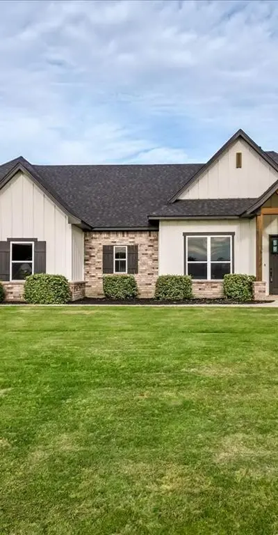 1040 Pioneer Crossing, Weatherford TX 76088