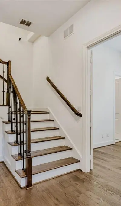 7333 Valley View Lane # 601, Dallas TX 75240 - Photo 3
