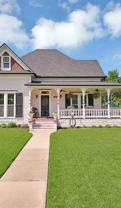 410 W Spring Street, Weatherford TX 76086