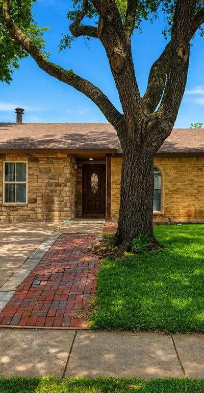 7119 Christie Lane, Dallas TX 75249