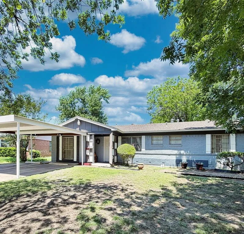 2243 Inca Drive, Dallas TX 75216