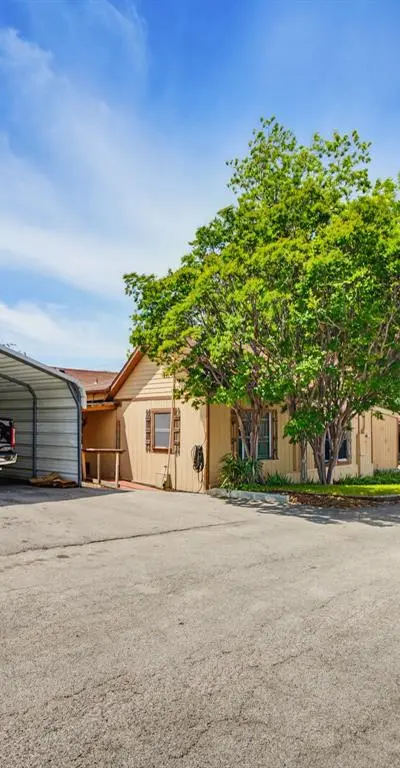 601 S Miller Street, Decatur TX 76234 - Photo 5