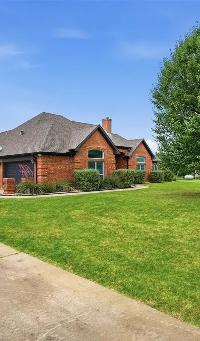 3111 Briarcliff Circle, Gainesville TX 76240 - Photo 4