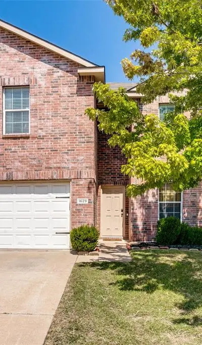 1629 Quails Nest Drive, Fort Worth TX 76177
