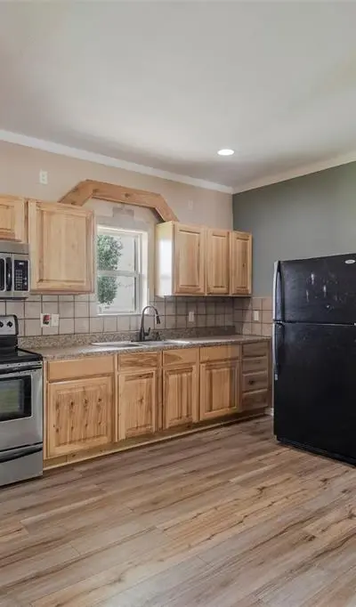 3625 Carla Court, Granbury TX 76049 - Photo 4