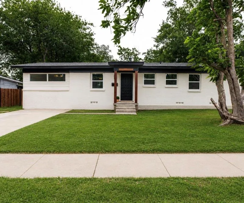 5325 Conroy Street, Fort Worth TX 76134