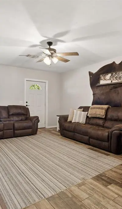 521 County Road 15100, Blossom TX 75416 - Photo 5