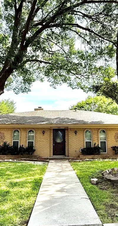 2400 Skiles Drive, Plano TX 75075 - Photo 2