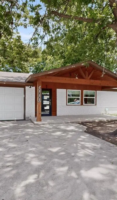 805 Buena Vista Drive, Arlington TX 76010 - Photo 3