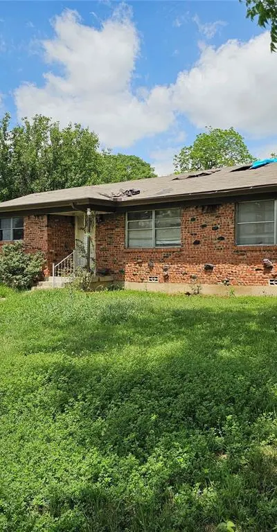 5301 Ammons Street, Haltom City TX 76117