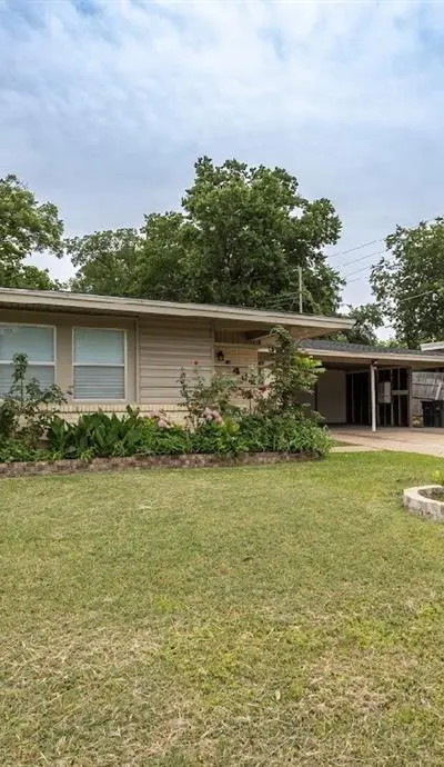 5405 Trail Lake Drive, Fort Worth TX 76133