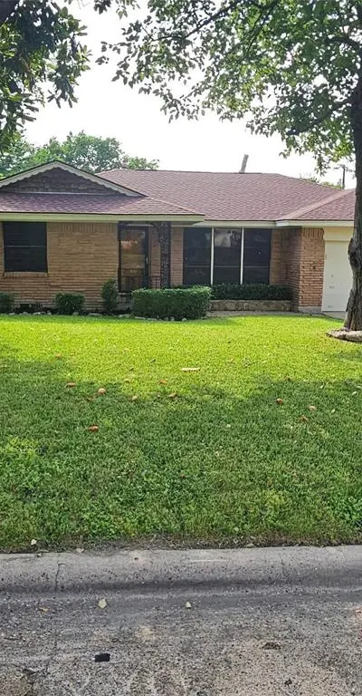 5907 Shady Crest Trail, Dallas TX 75241