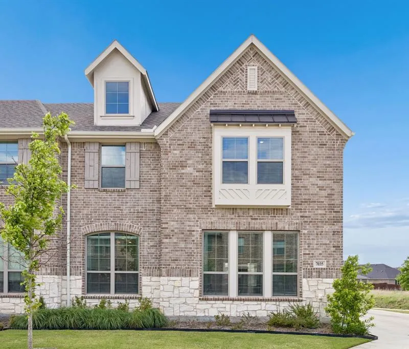 7035 Granbury Lane, Grand Prairie TX 75054