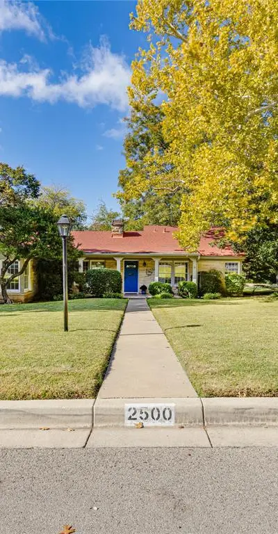 2500 Boyd Avenue, Fort Worth TX 76109 - Photo 2