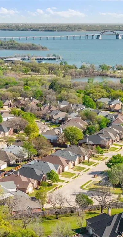 814 Lake Bluff Drive, Lake Dallas TX 75065 - Photo 5