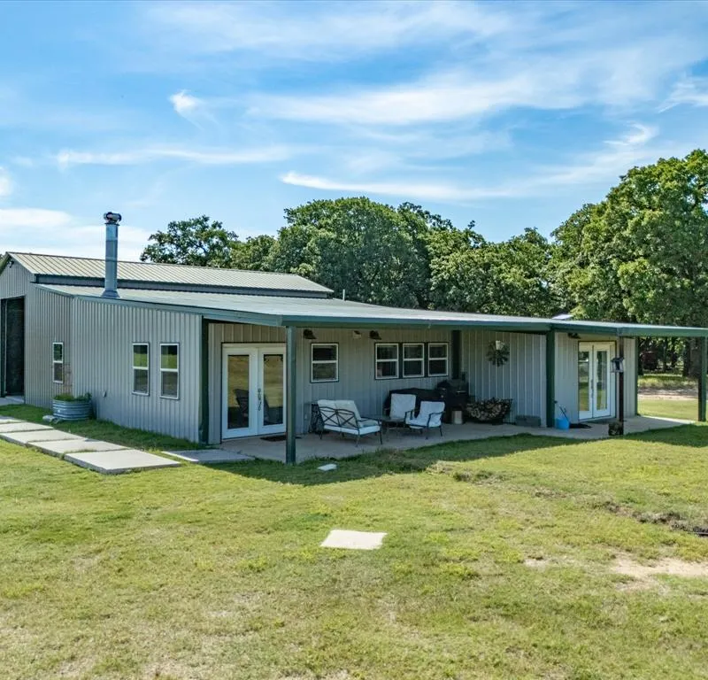 209 County Road 2696, Alvord TX 76225