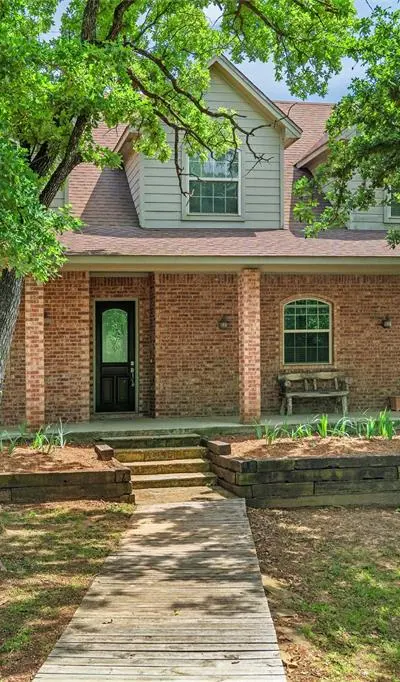 8000 Walnut Drive, Alvarado TX 76009