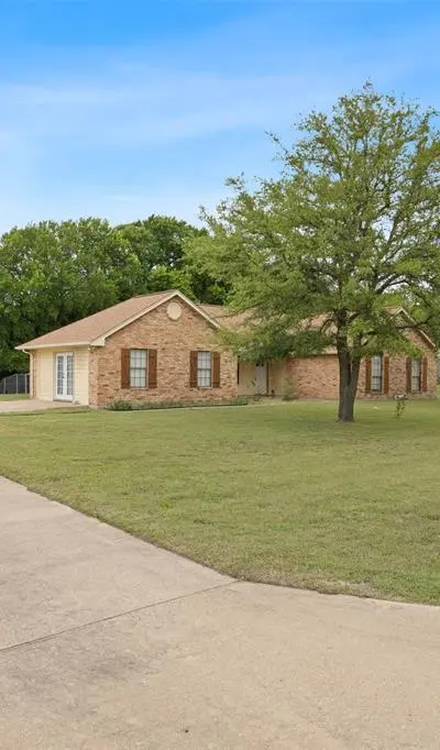 607 Lark Lane, Oak Leaf TX 75154 - Photo 4