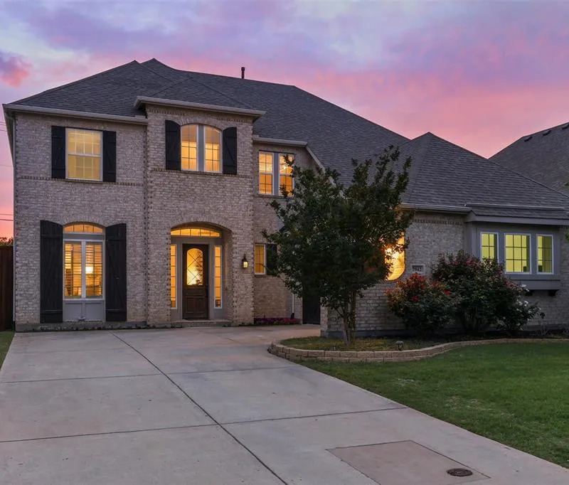 7942 Sarahville Drive, Dallas TX 75252