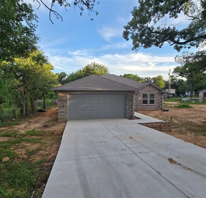 203 NW 32nd Street, Mineral Wells TX 76067
