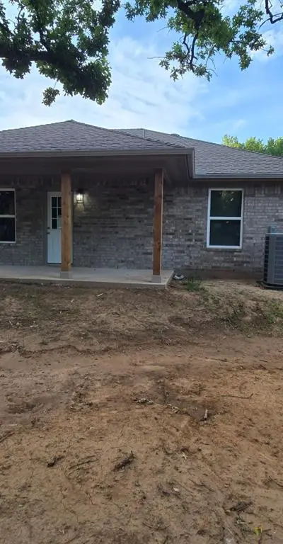 203 NW 32nd Street, Mineral Wells TX 76067 - Photo 4