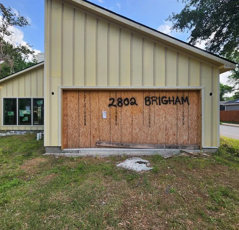 2802 Brigham Lane, Dallas TX 75215