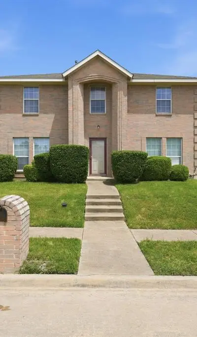 1308 Arbordale Court, Lancaster TX 75134