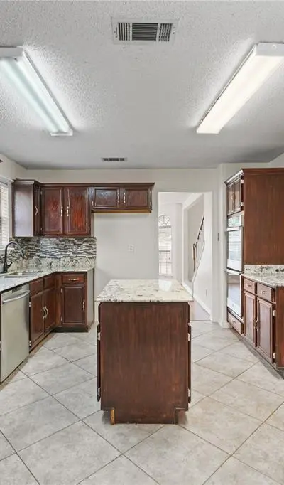 1521 Curtis Lane, Cedar Hill TX 75104 - Photo 5