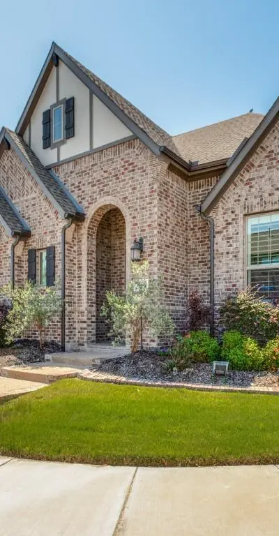 1400 Colorado Ruby Court, Arlington TX 76005 - Photo 2