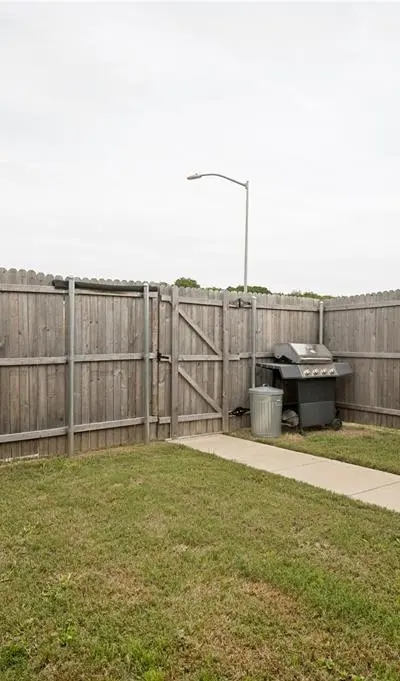 475 Whistlestop Way, Ferris TX 75125 - Photo 4