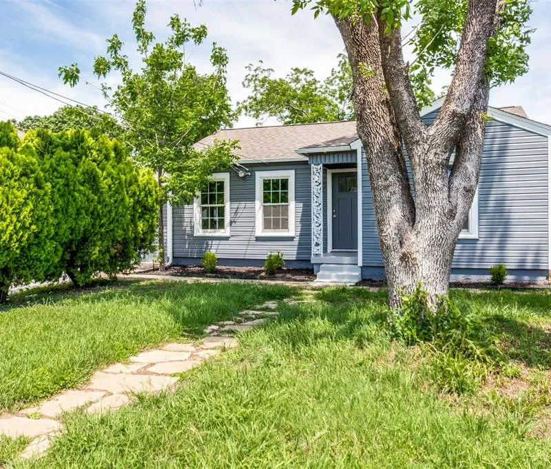 6427 Howard Avenue, Dallas TX 75227