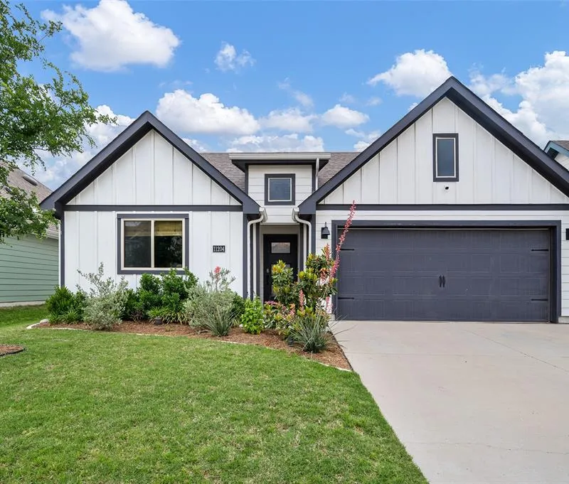 11204 W Pond Drive, Providence Village TX 76227