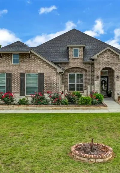 1036 Northern Oaks Court, Springtown TX 76082