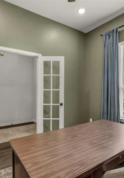 1036 Northern Oaks Court, Springtown TX 76082 - Photo 4