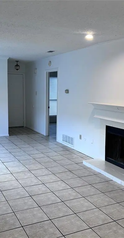 2715/2717 Parkchester Drive, Arlington TX 76015 - Photo 2