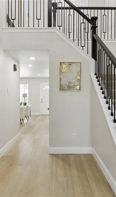 2069 Cameo Drive, Lewisville TX 75067 - Photo 3