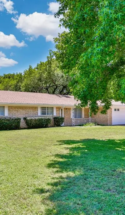 1904 Cypress Court, Gainesville TX 76240
