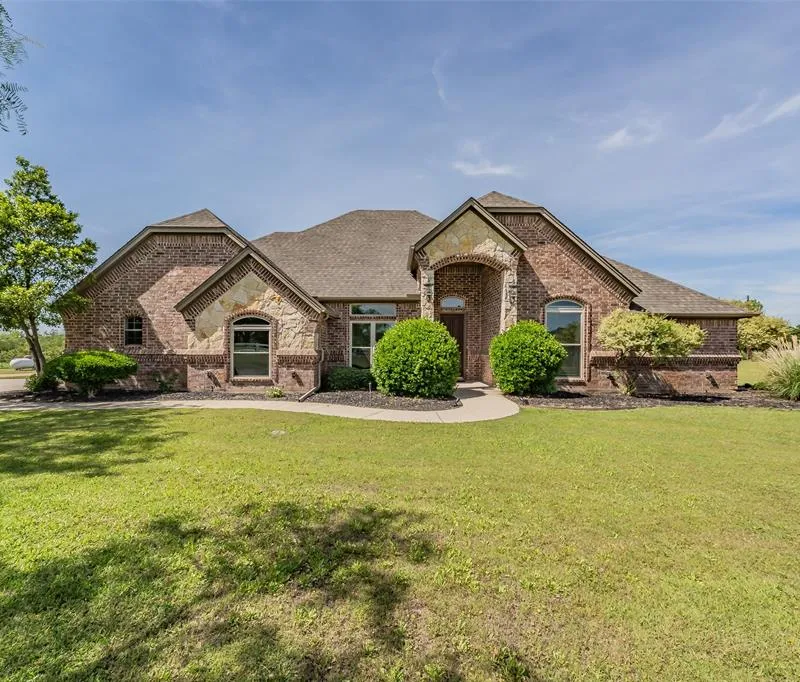 170 Paradise Canyon Circle, Paradise TX 76073