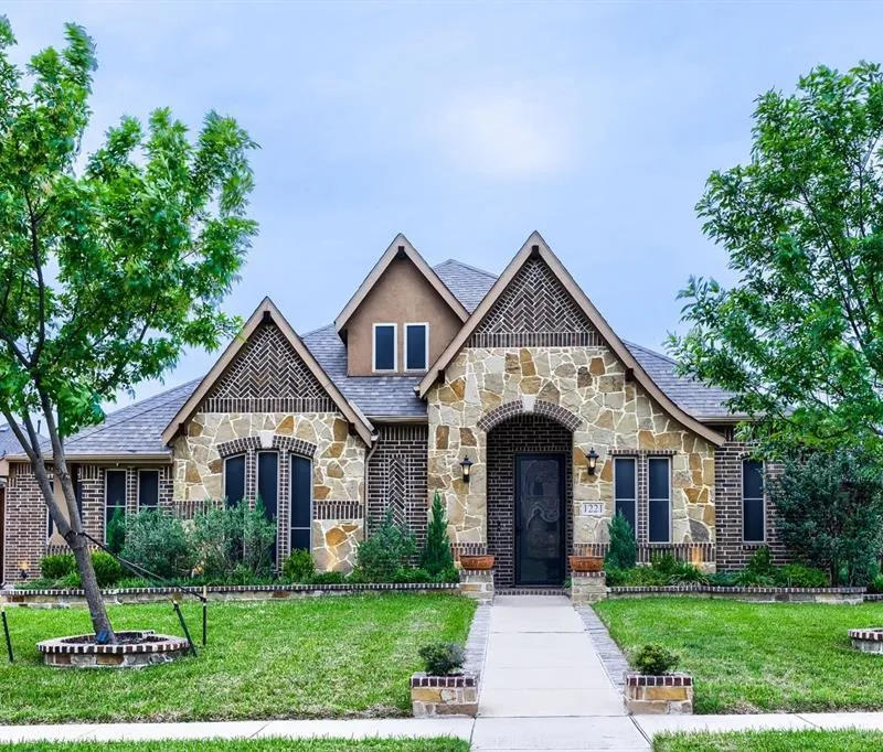 1221 Kittery Drive, DeSoto TX 75115