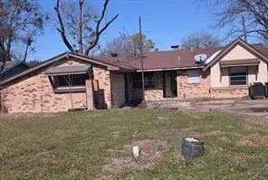 2404 Beverly Drive, Greenville TX 75402