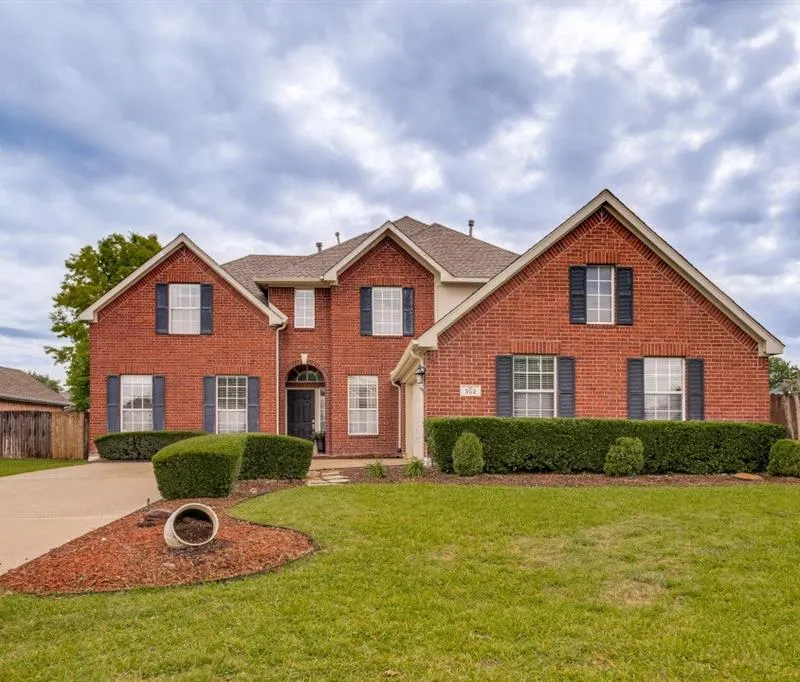 302 Village Trail, Trophy Club TX 76262