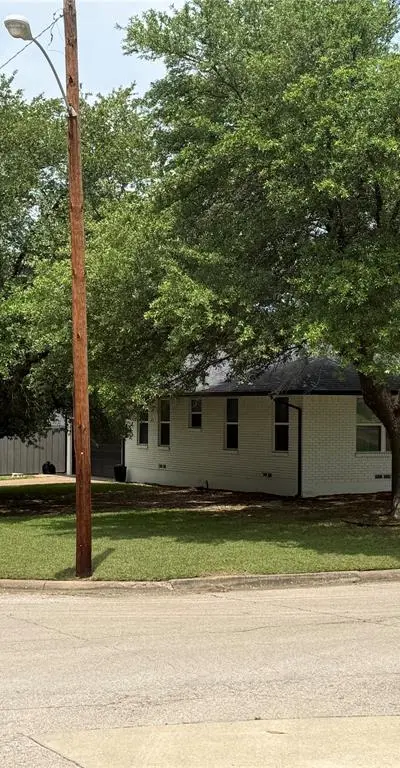 1045 Majors Drive, Mesquite TX 75149 - Photo 3