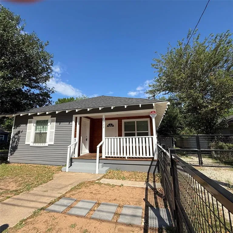 3823 Jamaica Street, Dallas TX 75210