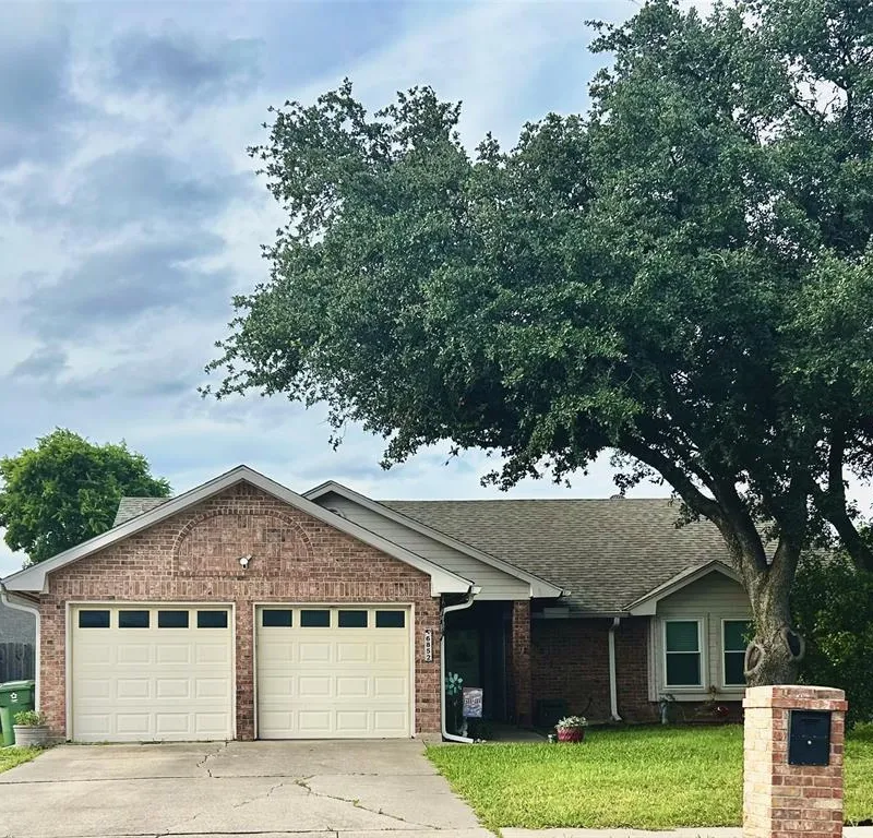 6852 Megan Lane, North Richland Hills TX 76182