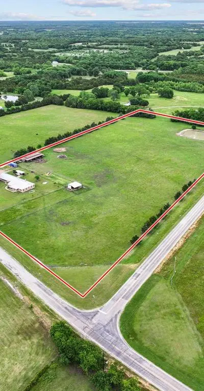 1217 County Road 4705, Leonard TX 75452